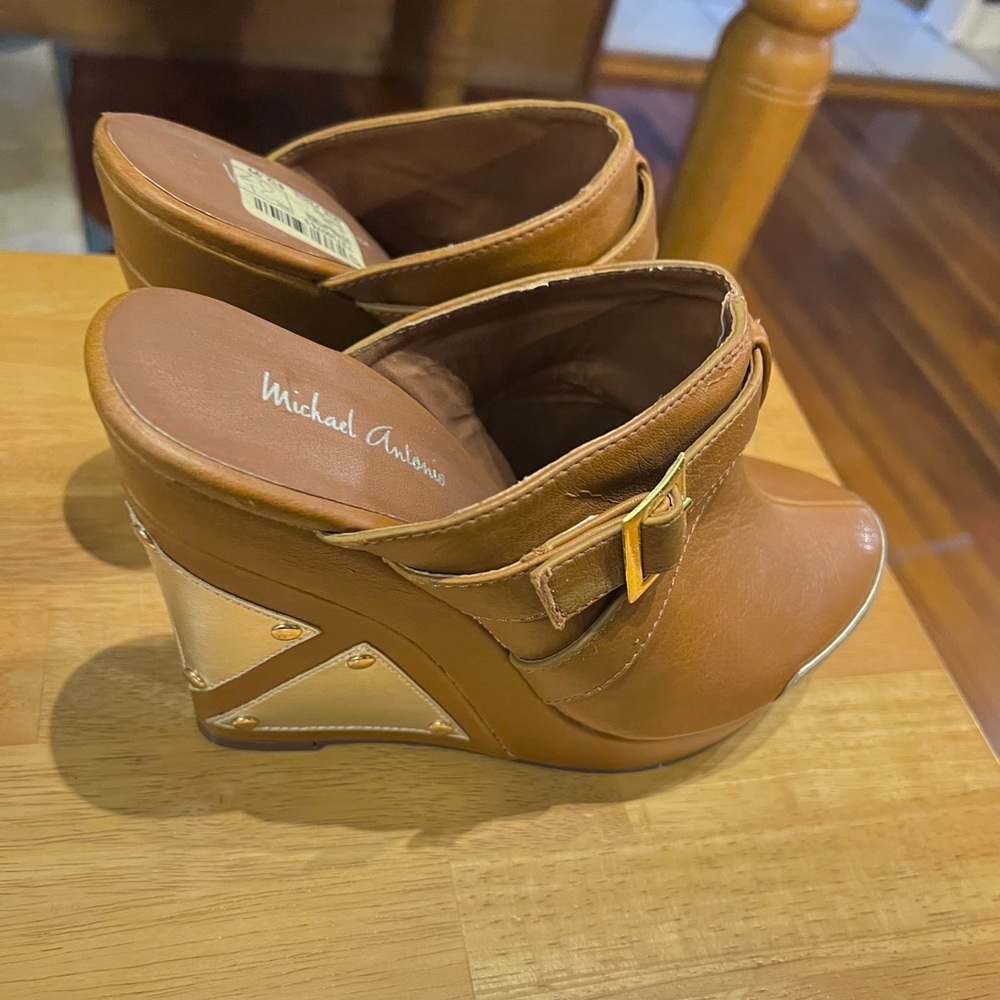 Michael Antonio heel boots never worn 8.5